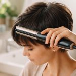 découvrez comment choisir le meilleur lisseur pour cheveux courts afin d'éviter les marques indésirables et obtenir un résultat lisse et impeccable.