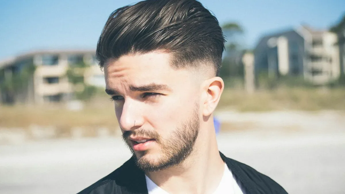 coupe de cheveux homme mi long en arriere — Coupe de cheveux homme mi long en arrière : ce qu’il faut savoir